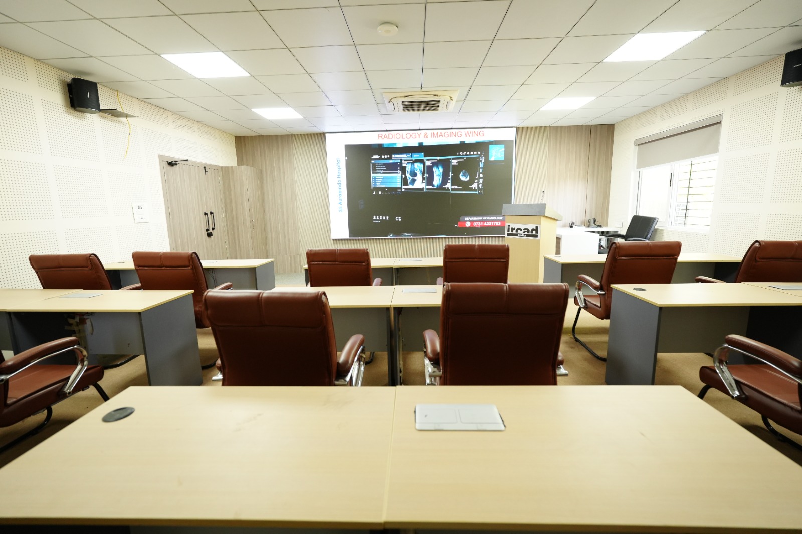 l-hall1